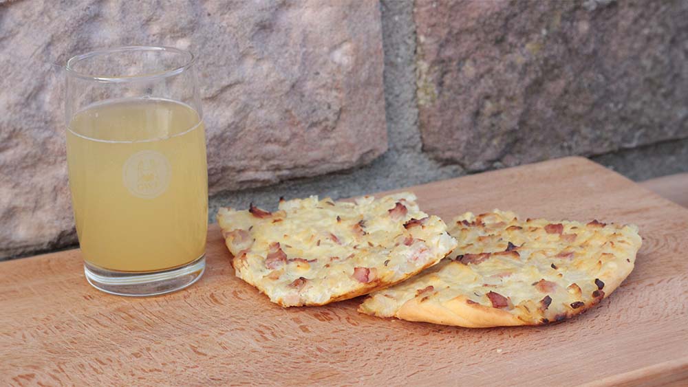 Fränkischer Zwiebelplootz mit Federweißer